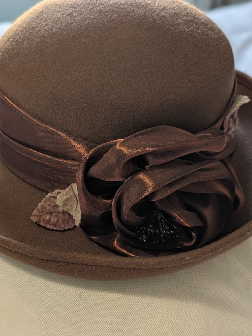 LADIES TOUCAN WOOL FELT HAT